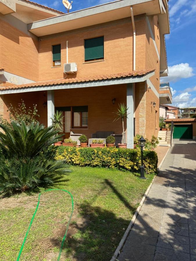 Villa Alma Fiumicino Eksteriør billede